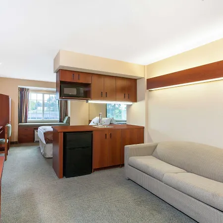 Microtel Inn By Wyndham Rogers-3