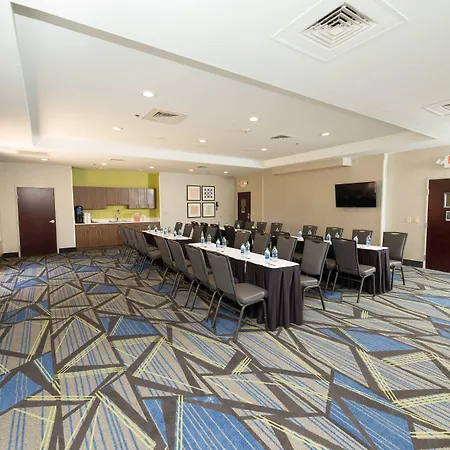 Holiday Inn Express Hotel & Suites Clinton By Ihg-3