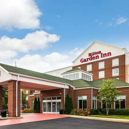 Hilton Garden Inn Hampton Coliseum Central-3