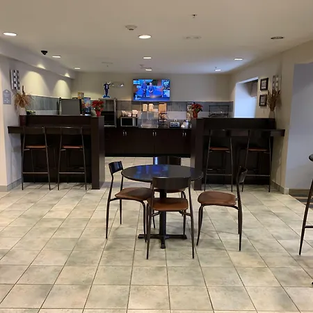 Microtel Inn & Suites Bath-2
