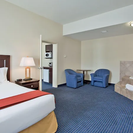 Holiday Inn Express Hotel & Suites-Hinton By Ihg-2
