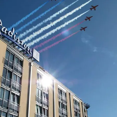 Radisson Blu Waterfront Hotel, Jersey-3