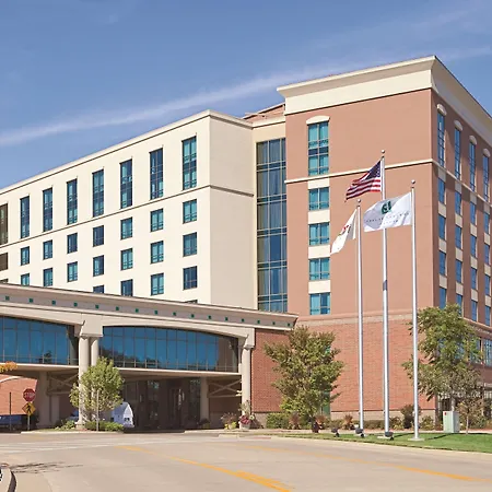 Embassy Suites East Peoria Hotel And Riverfront Conference Center-3