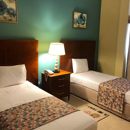 Carl'S Unique Inn & Conference Facilities-2