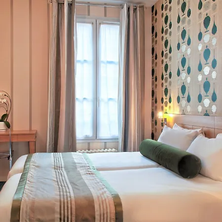 Hotel Romance Malesherbes By Patrick Hayat-2