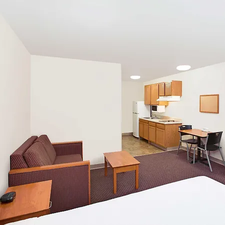 Woodspring Suites Houston La Porte-2