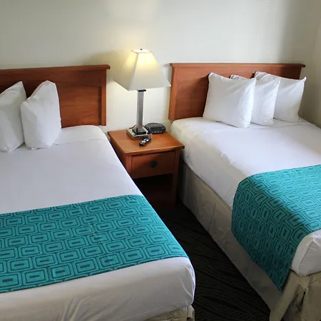 Howard Johnson Suites By Wyndham San Diego Chula Vista Bayfront-2