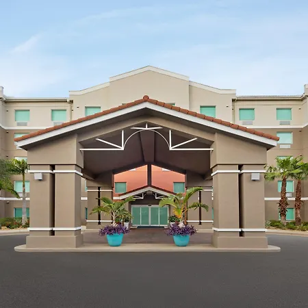 Holiday Inn Express & Suites Pembroke Pines-Sheridan St By Ihg-3