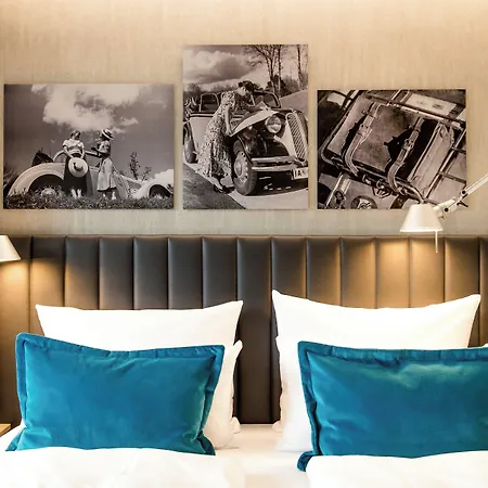Motel One Frankfurt-East Side-2