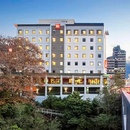Ibis Hamilton Tainui-3