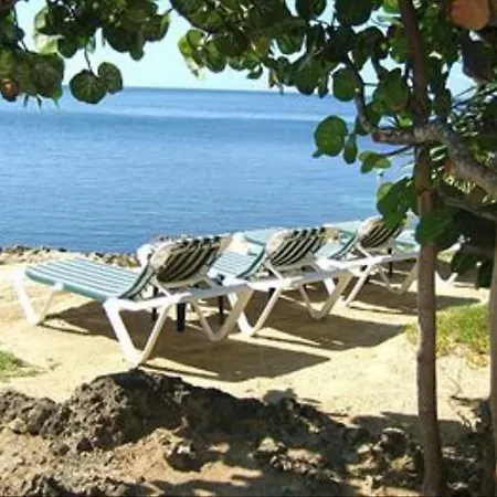 Las Rocas Resort And Dive Center-2