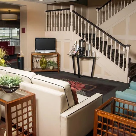 Northfield Inn Suites And Conference Center-2