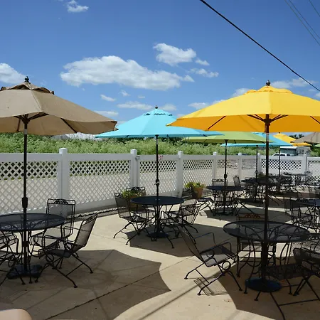 Northfield Inn Suites And Conference Center-3