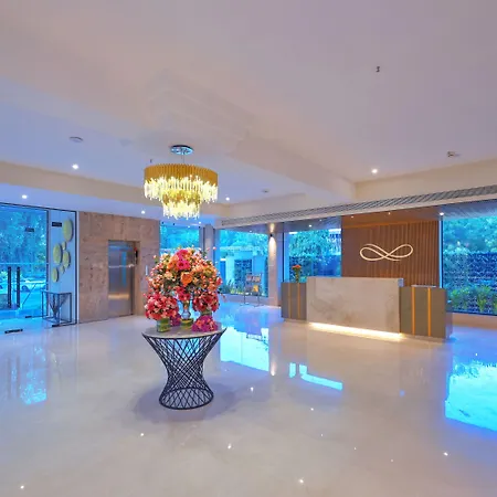 Royale Sarovar Portico Agra-2