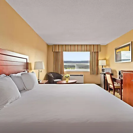Coast Fraser Inn-2