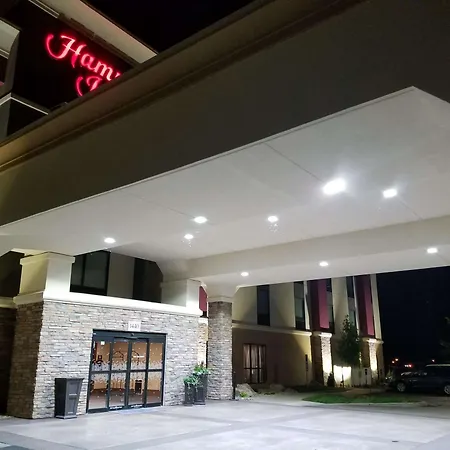 Hampton Inn Bismarck-2