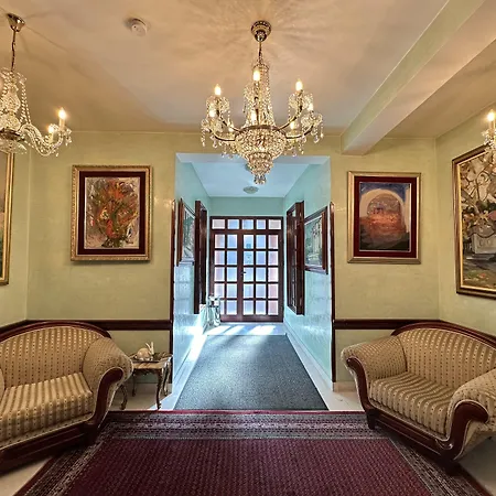 Hotel Vila Lux-3