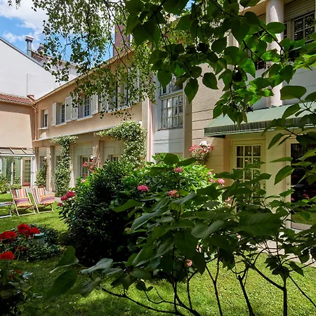 Le Vert Galant - Auberge Etchegorry-2
