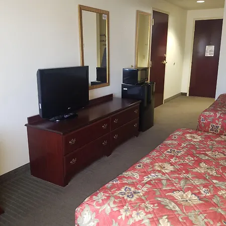 Hometown Hotel-2