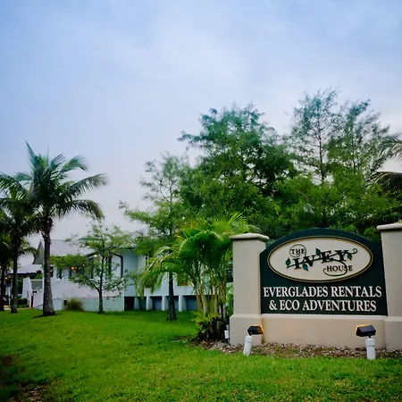 Ivey House Everglades Adventures Hotel-3