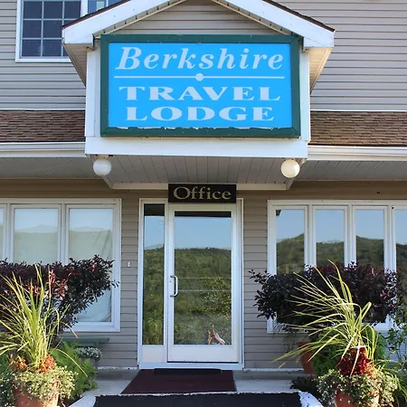 Berkshire Travel Lodge-2