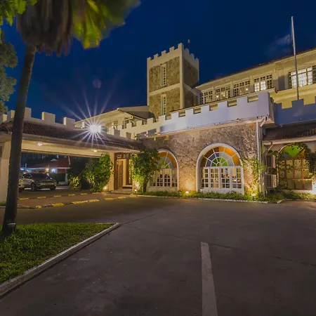 Protea Hotel By Marriott Dar Es Salaam Courtyard-3