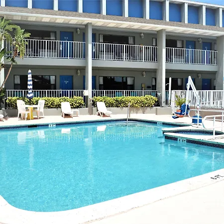Dockside Inn & Resort-3