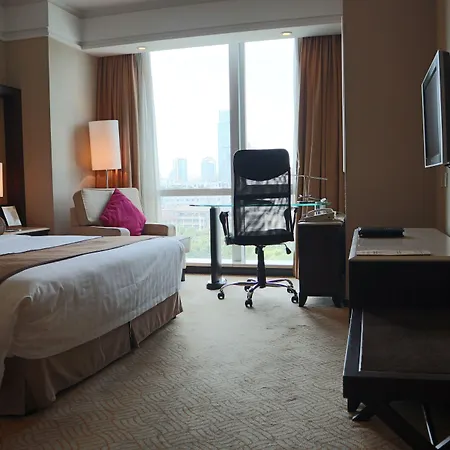 Howard Johnson Huaihai Hotel-2