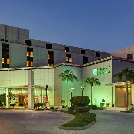 Holiday Inn Riyadh Al Qasr By Ihg-3