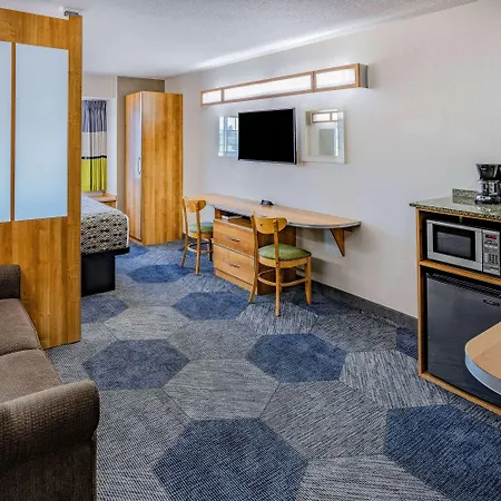 Microtel Inn & Suites By Wyndham Johnstown-2