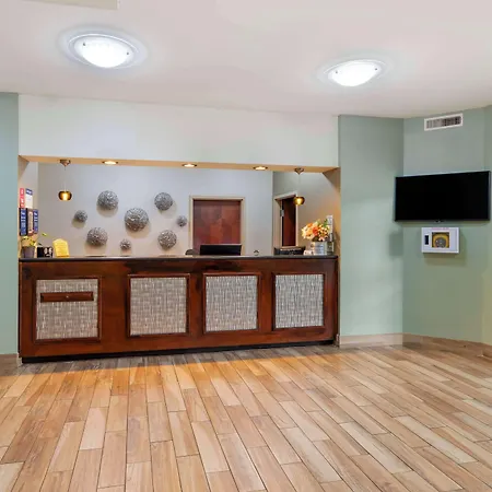 Best Western Plus Hopewell Inn-3