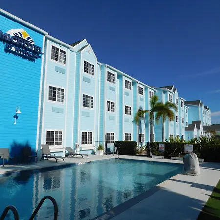 Microtel Inn & Suites By Wyndham Port Charlotte Punta Gorda-2
