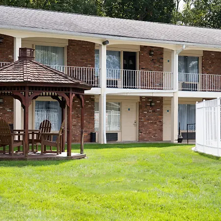 Crystal Inn Eatontown-2