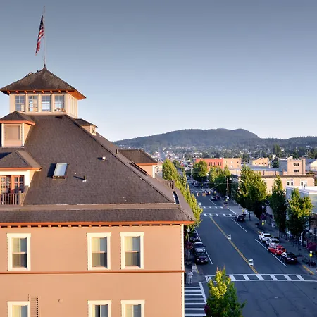 Majestic Inn And Spa-3
