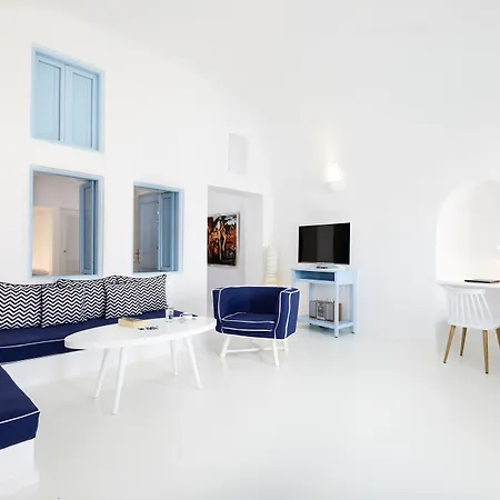 Dreams Luxury Suites-2