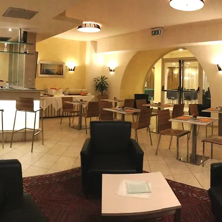 Hotel Villa Cibele-3
