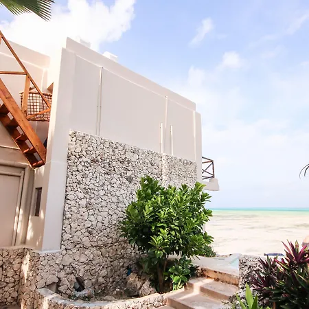 Salt & Coral Hotel And Restaurant-3