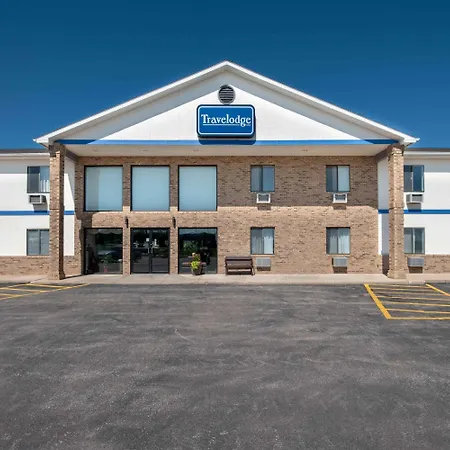 Travelodge By Wyndham Spearfish-3
