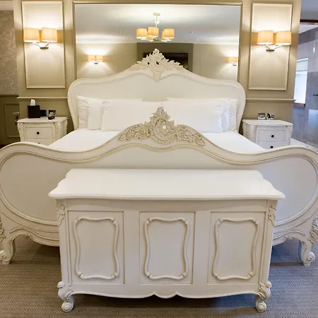 Bowfield Hotel And Spa-3