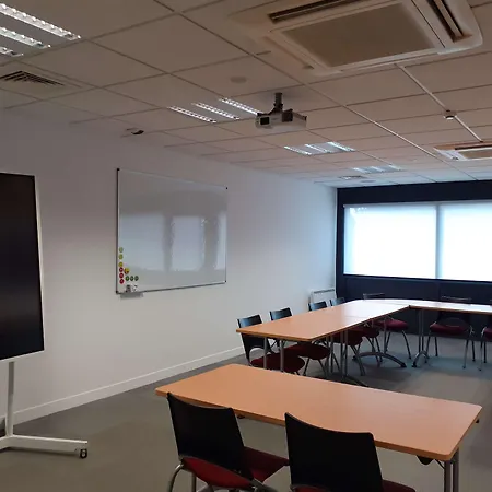 Kyriad Niort-Espace MendesFrance-3