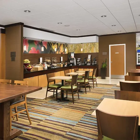 Fairfield Inn & Suites-Washington Dc-3