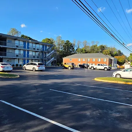 Royal Inn Motel-Charlottesville-2