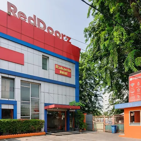 Reddoorz Plus @ Jalan Pemuda Jakarta-3