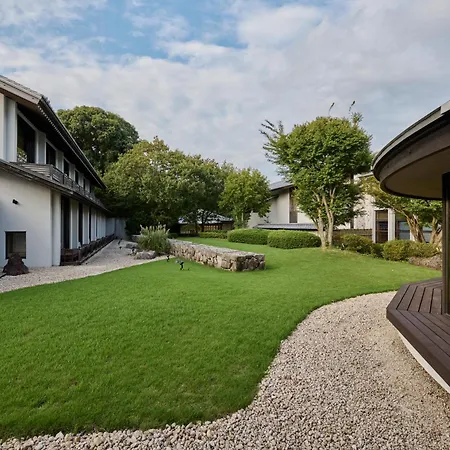 Akazawa Geihinkan-3