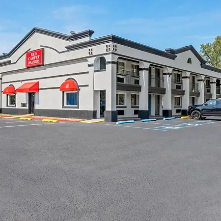 Red Carpet Inn And Suites-3