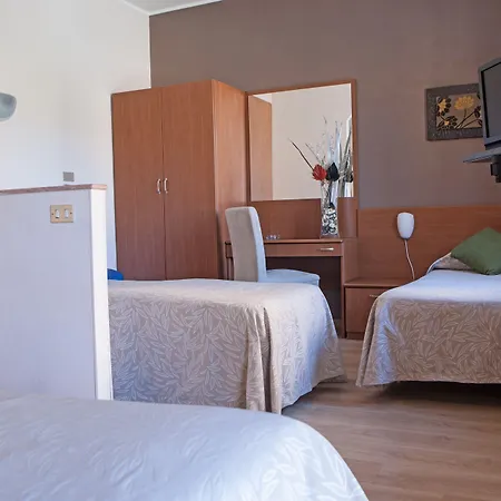 Hotel Adriano-3
