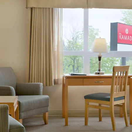 Ramada By Wyndham Nanaimo-2