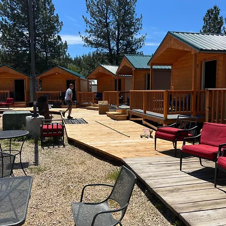 The Gold Mine Hotel Cabins-3
