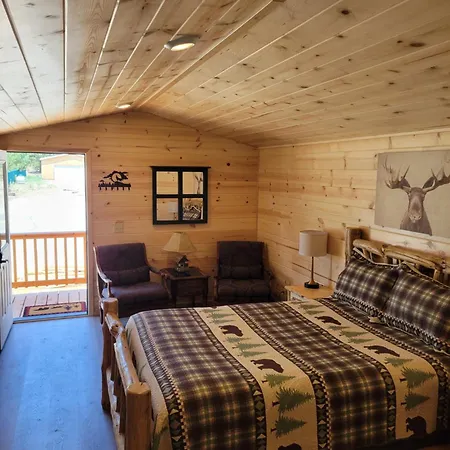 The Gold Mine Hotel Cabins-2