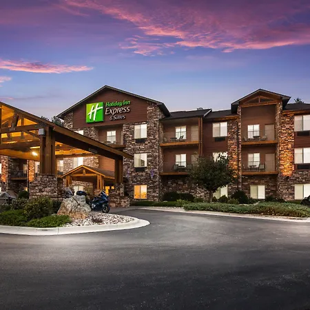 Holiday Inn Express & Suites Custer-Mt Rushmore-2